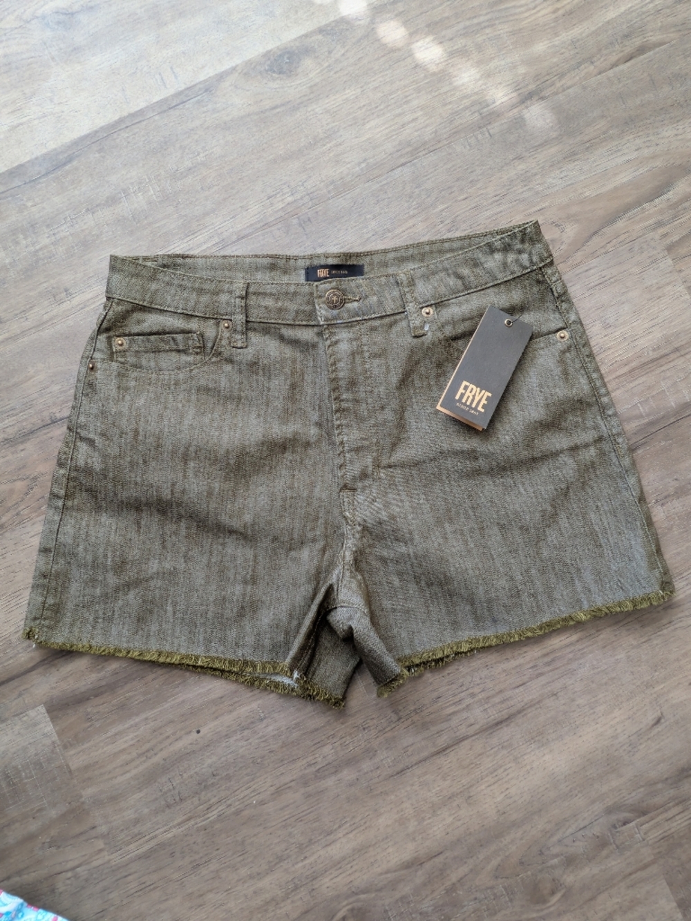 FRYE NWT Olive Green Frayed Hem Denim Shorts Sz 10